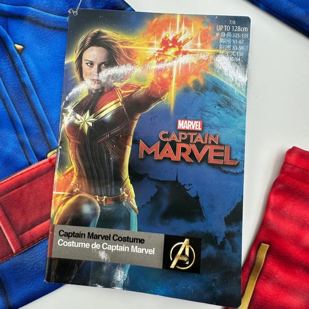 Disney Store Captain Marvel Costume Jacket with Gauntlets Kids Size 7/8 NWT Red - Picture 2 of 13
